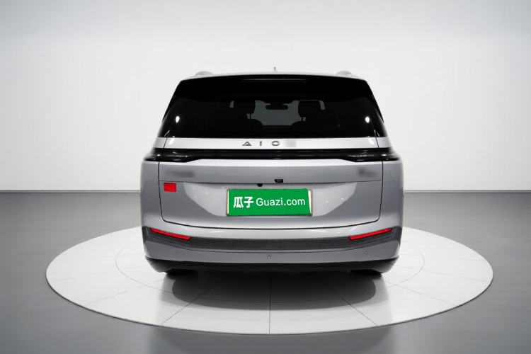 Used AION Y 2023 Younger Star Edition Exterior 4