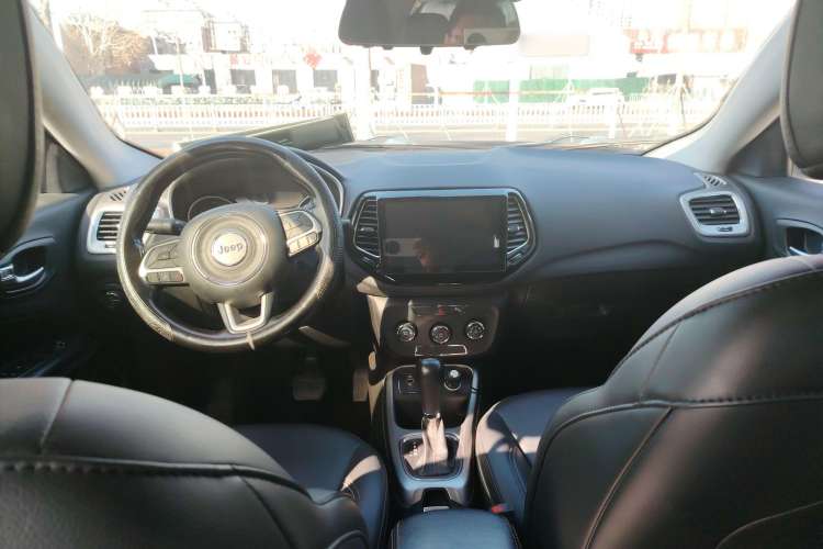 Used Jeep Compass 2017 200T Automatic Comfort Edition