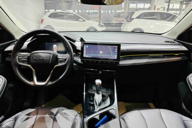 Used Roewe i5 2021 Revised Version 1.5L CVT Diamond Edition Interior 2