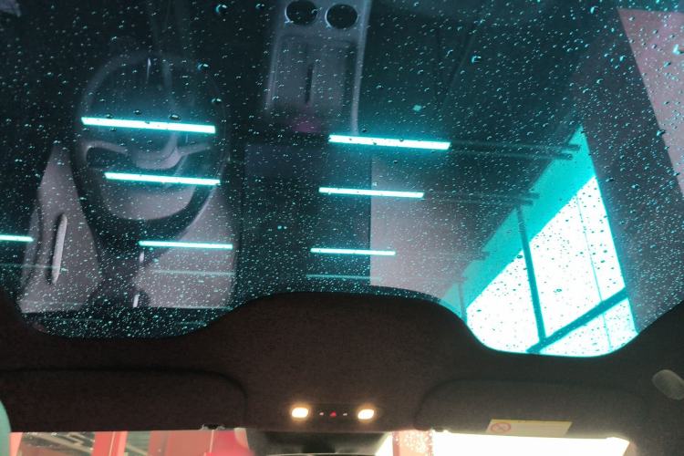 Used Xiaomi Auto YU7 2025 Ultra-Long Range High-Performance All-Wheel-Drive Max Edition Headliner