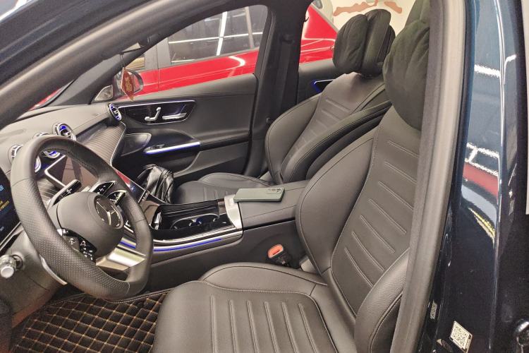 Used Mercedes-Benz C-Class 2023 Restyled C 260 L Night Edition Sports Version Left Front Seat