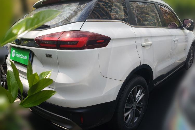 Used Geely Auto Emgrand X7 Sport 2018 1.8TD Automatic Two-Wheel Drive Zhiya Model Rear Right 45 Deg