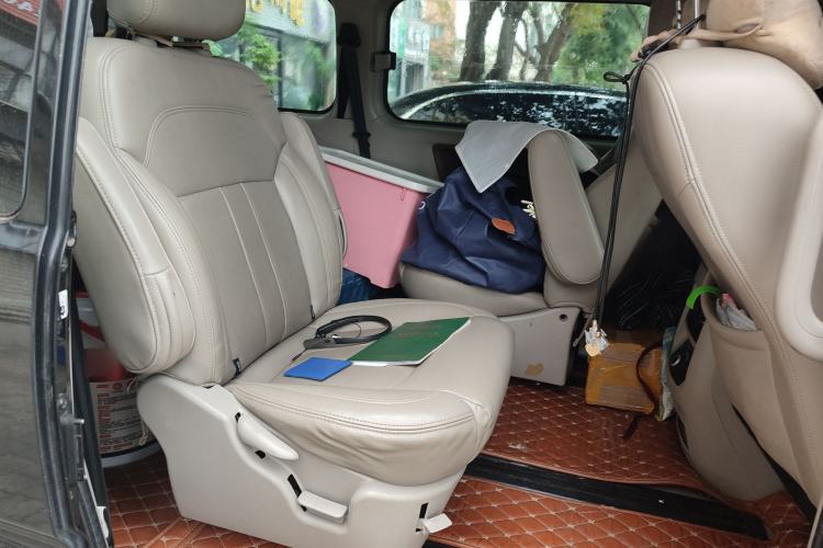 Used FORTHING Lingzhi 2018 M5L 1.6L 7-Seater Luxury Model Left Rear Seat