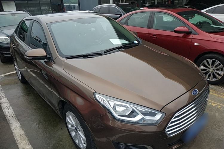 Used Ford Escort 2015 1.5L Automatic Fashion Model