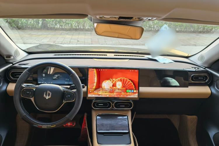 Used Leapmotor C11 2024 Range-Extended 300 Luxury Edition