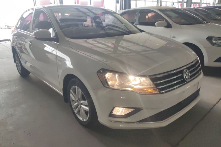 Used Volkswagen Jetta 2017 1.5L Manual Comfort Model
