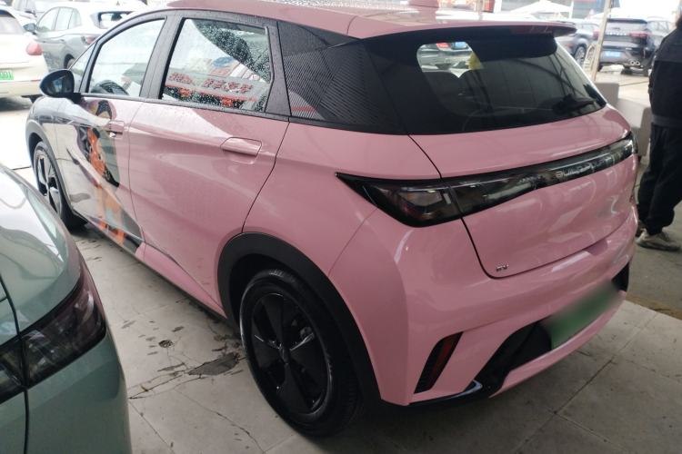 Used BYD Dolphin 2023 420 km Fashion Edition