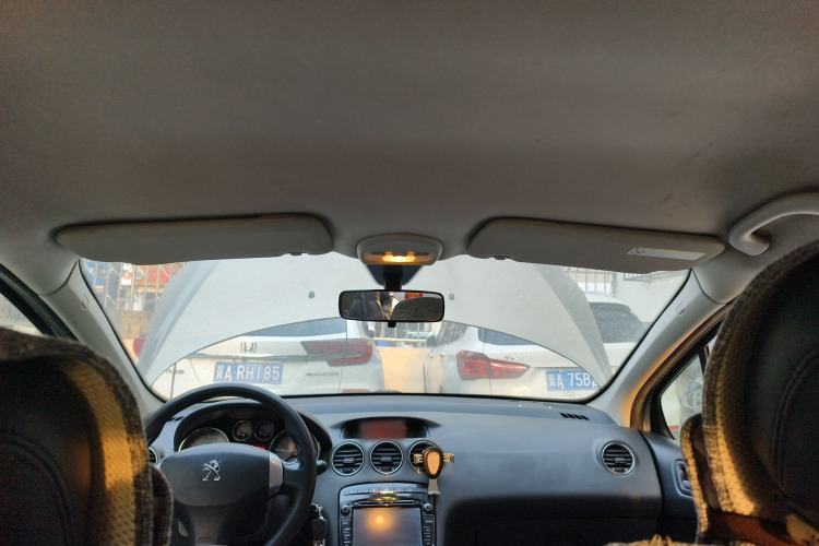 Used Peugeot 408 2013 2.0L Manual Comfort Edition Headliner