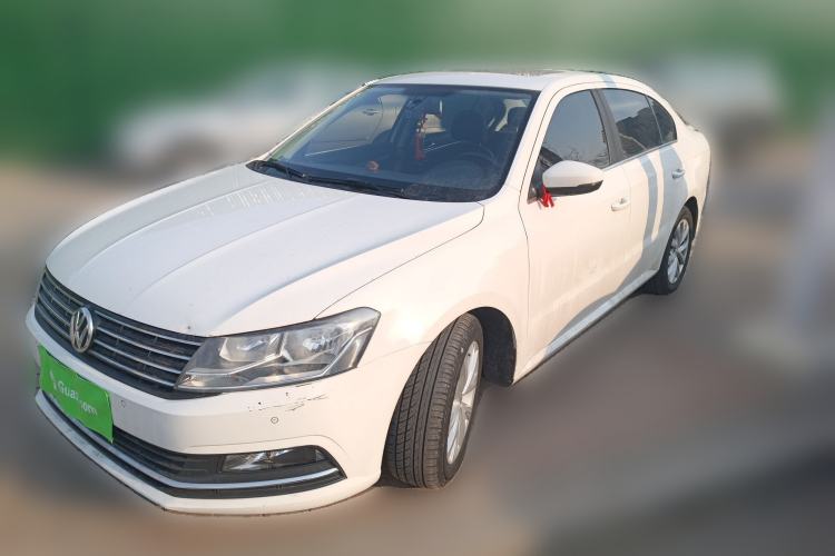 Used Volkswagen Lavida 2017 1.6L Automatic Comfort Edition
