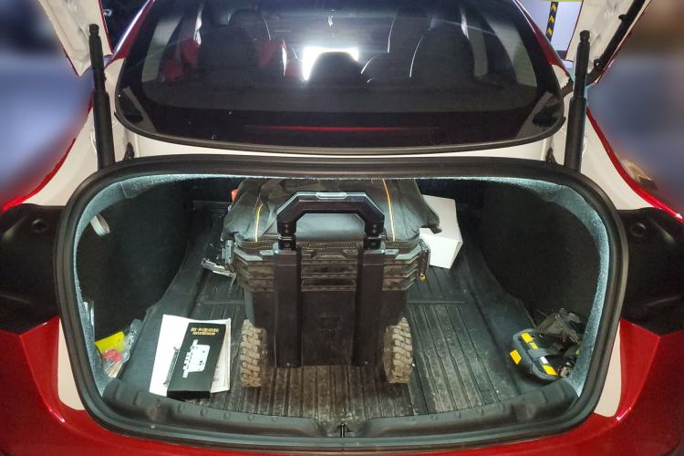 Used Tesla Model 3 2025 Rear-Wheel-Drive Version
