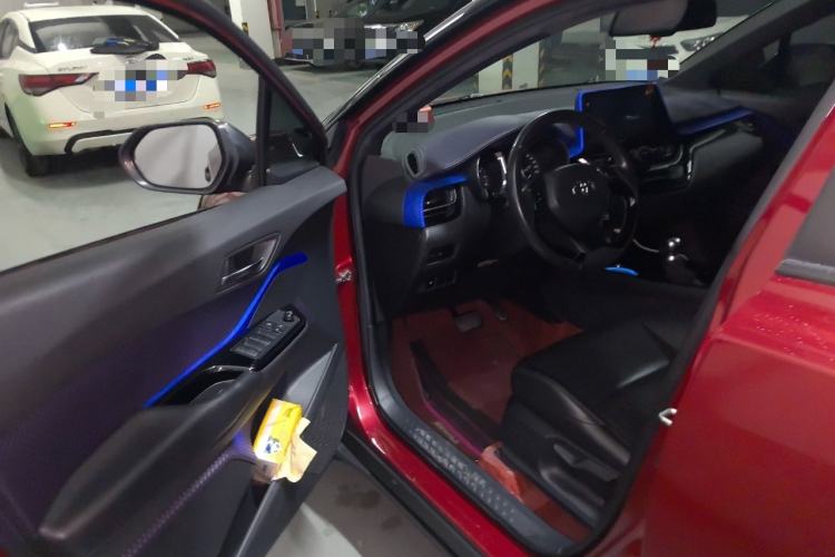 Used Toyota IZOA 2018 2.0L Yichi Edition China V Standard