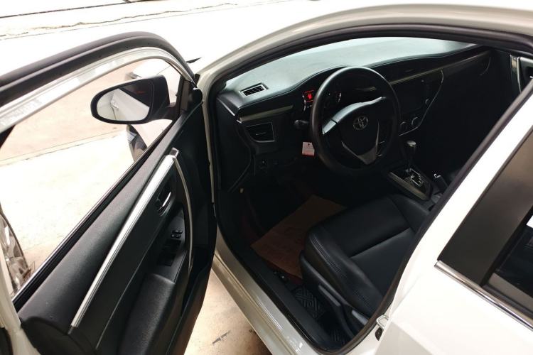 Used Toyota Corolla 2014 1.6L CVT GL-i