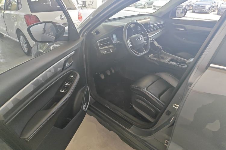 Used Geely Auto Vision X6 2021 PRO 1.4T Manual Luxury Model Driver Seat