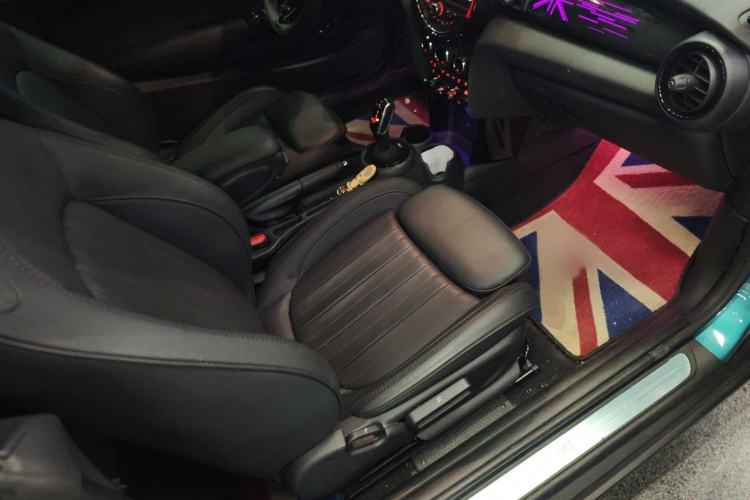 Used MINI MINI 2019 1.5T COOPER CABRIO Artist
