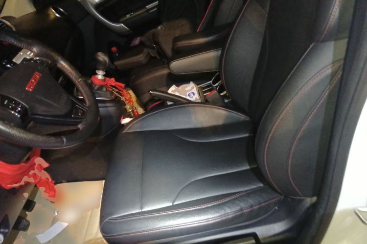 Used Haval H6 2015 Upgraded Model 1.5T Manual Two-Wheel Drive Elite Version