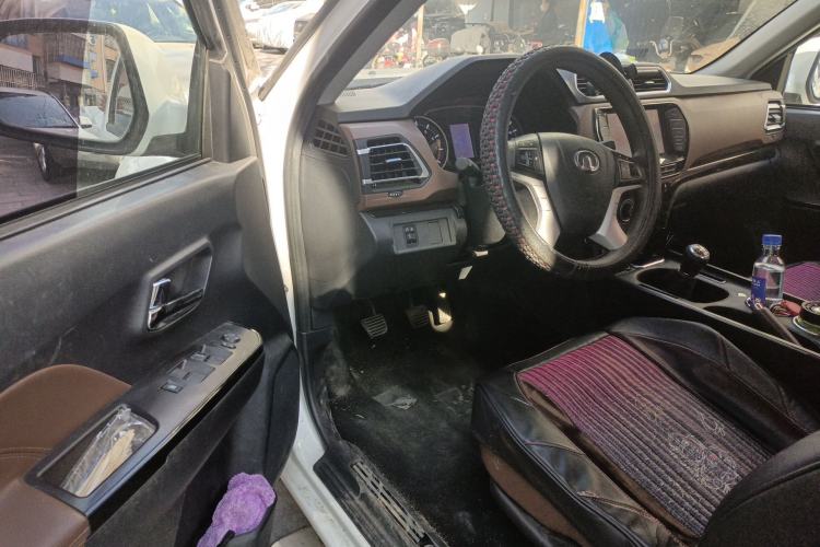 Used Great Wall Wingle 6 2017 2.4L Gasoline Two-Wheel Drive Elite Version 4G69 Driver Seat