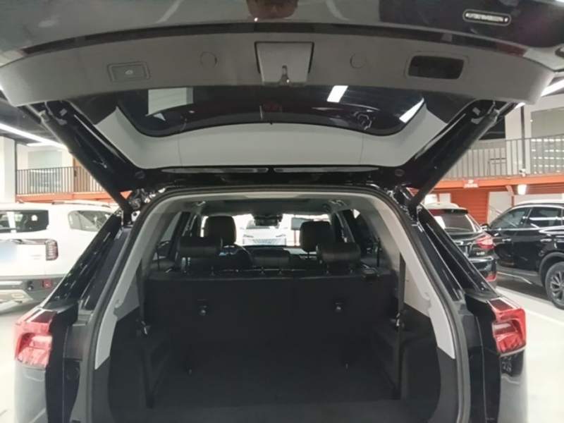 Used Chery Tiggo 8 PRO 2025 290T Two-Wheel-Drive Luxury Edition — 18