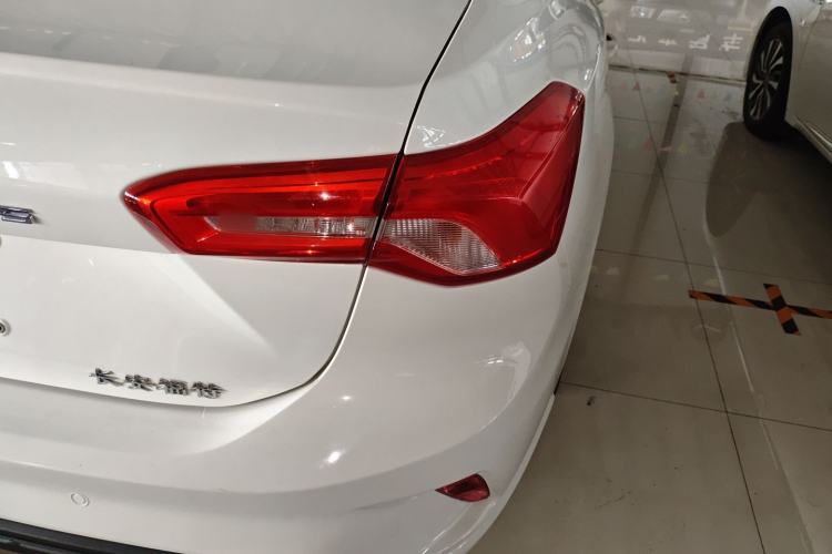 Used Ford Focus 2020 Sedan 1.5L Automatic Sharp Edition