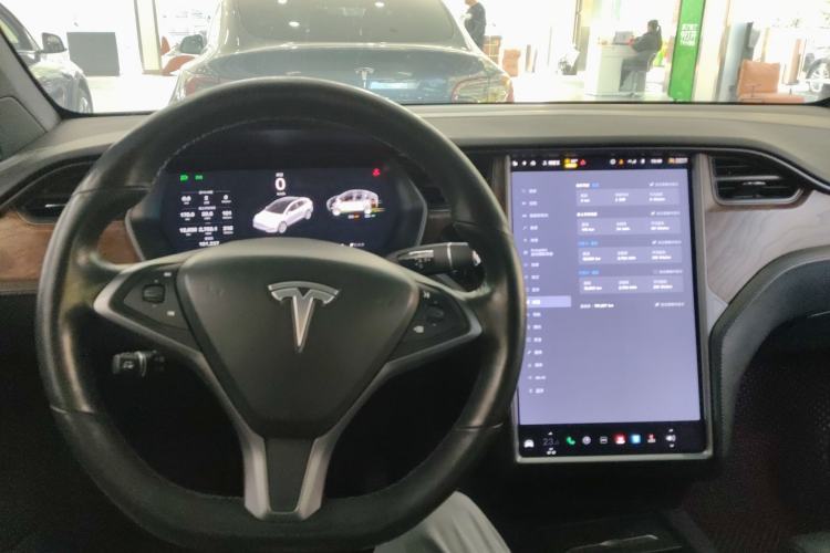 Used Tesla Model X 2019 Long-Range Version
