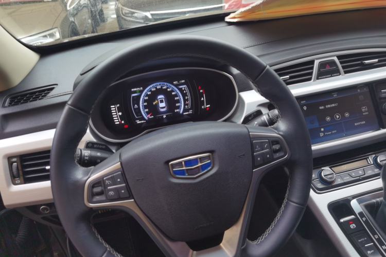 Used Geely Auto Emgrand X7 Sport 2016 1.8TD Automatic Smart Model Steering Wheel