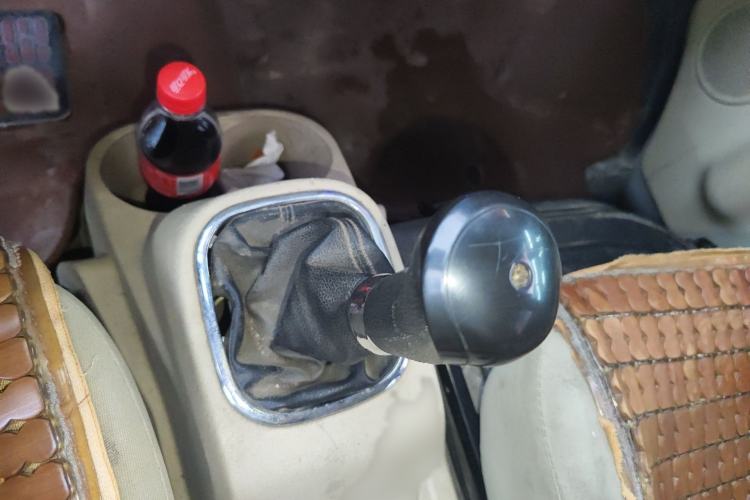 Used CHANGAN KAICHENG Ruixing M80 2014 1.5L Standard Version 4G15S Gear Lever
