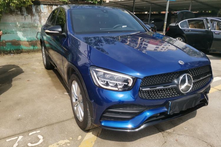 Used Mercedes-Benz GLC Coupe 2020 GLC 260 4MATIC Coupe SUV Front Right 45 Deg