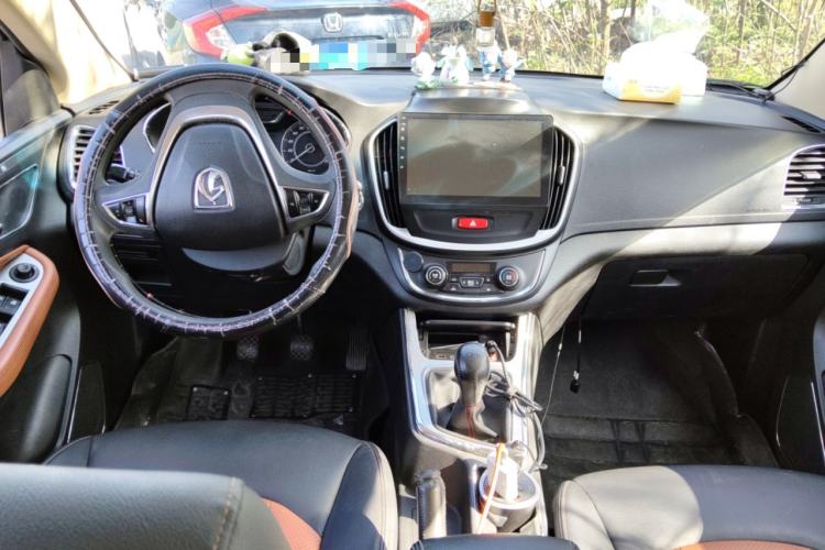 Used Baojun 560 2015 1.8L Manual Elite Edition
