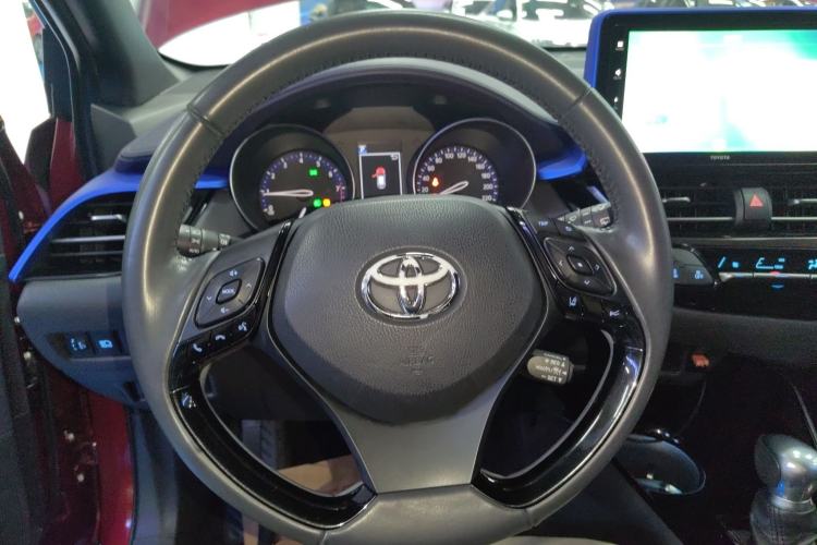 Used Toyota IZOA 2018 2.0L Yichi Version China VI Standard Steering Wheel