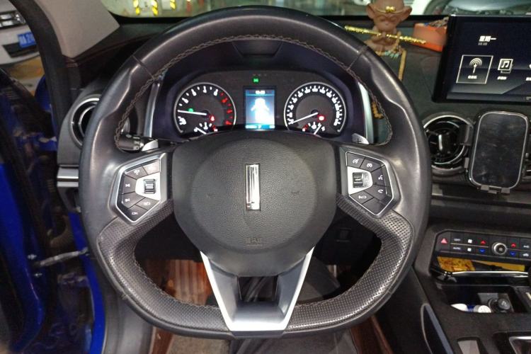 Used Wey VV5 2017 2.0T Ultra-Luxury Version
