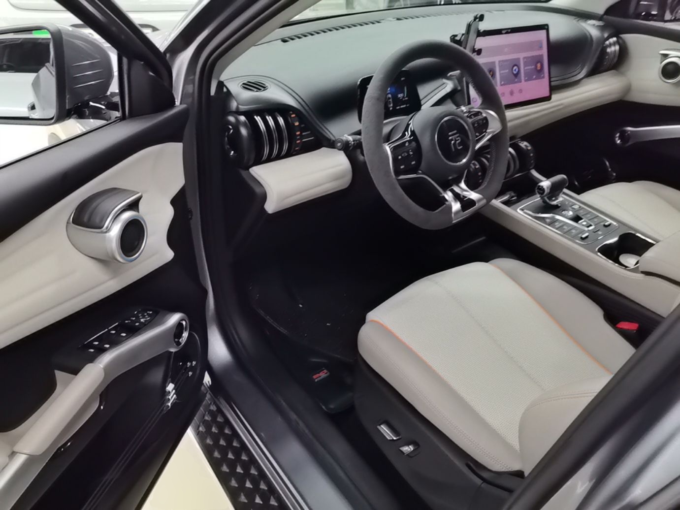 BYD Yuan PLUS 2024 Honor Edition 510KM Leading Model — снимка 18