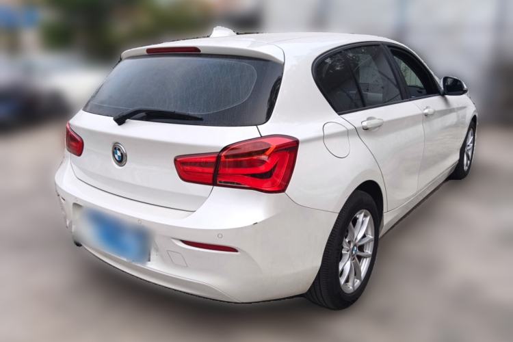 Used BMW 1 Series 2018 118i Leading Model Rear Right 45 Deg