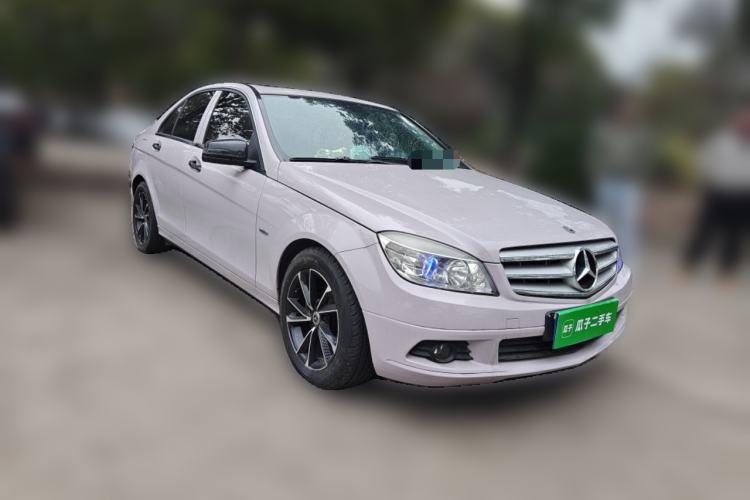 Used Mercedes-Benz C-Class 2010 C 180K Classic model