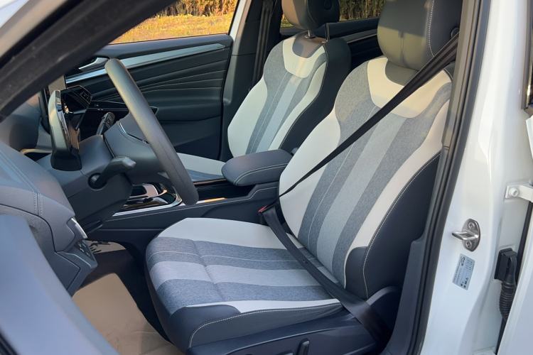 Used Volkswagen ID.4 CROZZ 2022 Pure Edition Limited Edition Left Front Seat