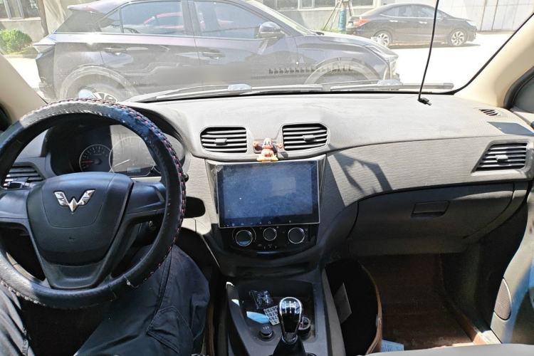 Used Wuling Hongguang 2014 1.5L S Standard Version