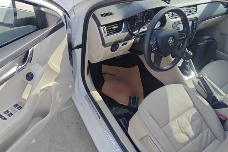 Used Skoda Octavia 2015 1.6L Automatic Yijun Edition