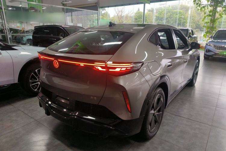 Used Volkswagen ID.UNYX 2024 Pro Long-Range Version
