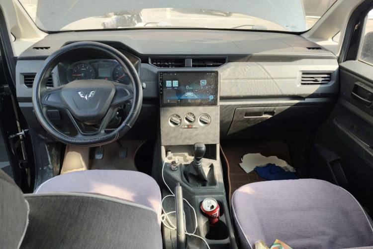 Used Wuling Hongguang PLUS 2020 1.5L Manual Standard Edition 5 Seats