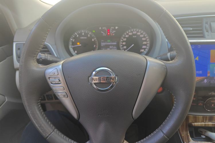 Used Nissan Sylphy 2012 1.8XL CVT Luxury Edition Steering Wheel