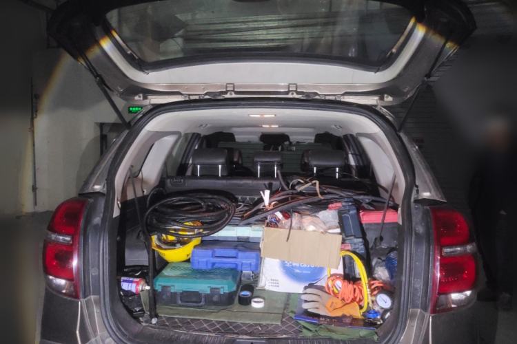 Used Chevrolet Captiva 2015 2.4L 4x4 Flagship Edition 7-Seater Trunk