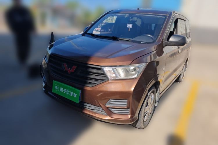Used Wuling Hongguang 2019 1.5L S Basic Version China VI Standard LAR