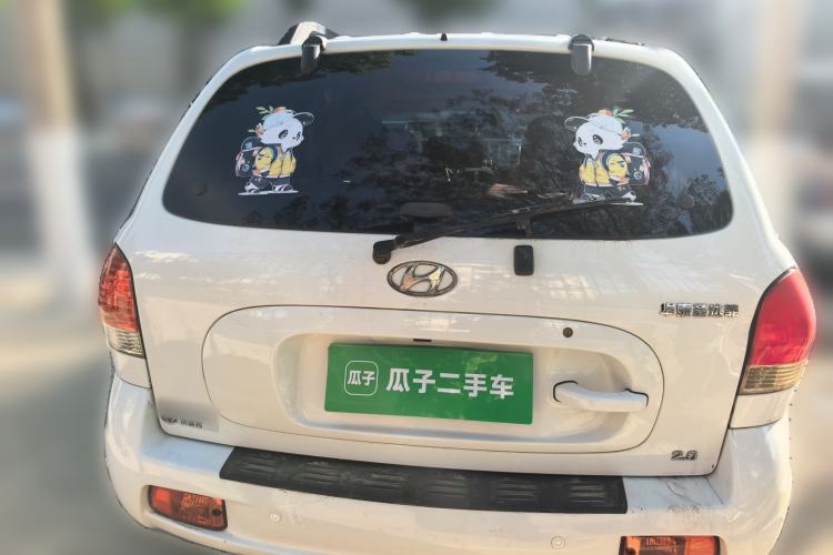Used Huatai Santa Fe Classic 2012 2.0L Gasoline Manual Luxury Version
