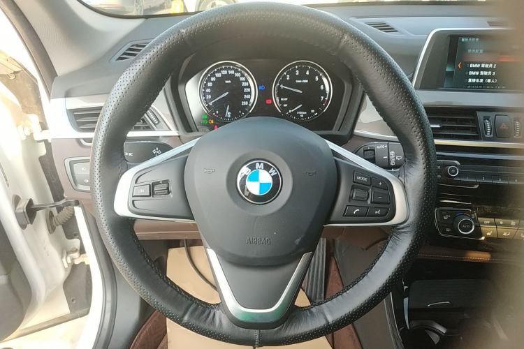 Used BMW X1 2019 sDrive18Li Premium Edition Steering Wheel