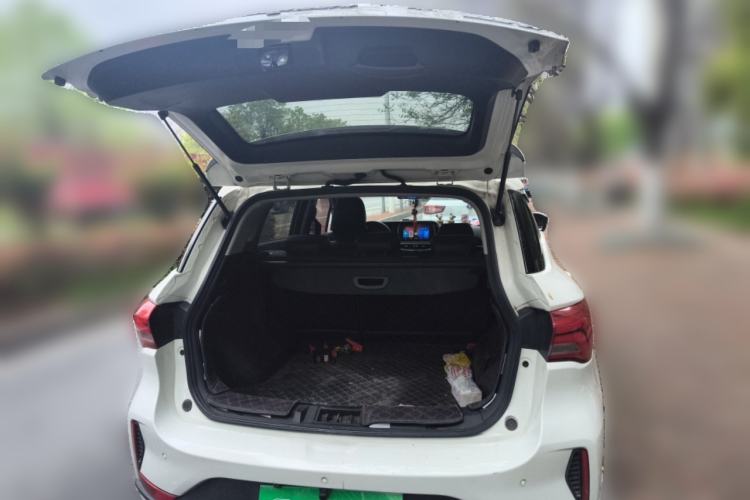 Used GAC Trumpchi GS4 2018 235T Automatic Two-Wheel Drive Elite Millionth Anniversary Edition Trunk