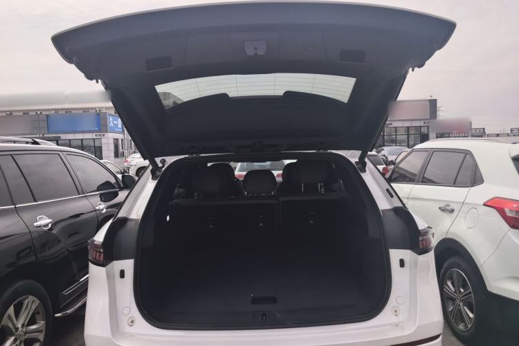 Used Chery Tiggo 9 2025 2.0T Automatic Two-Wheel Drive Luxury Edition 5 Seats Trunk