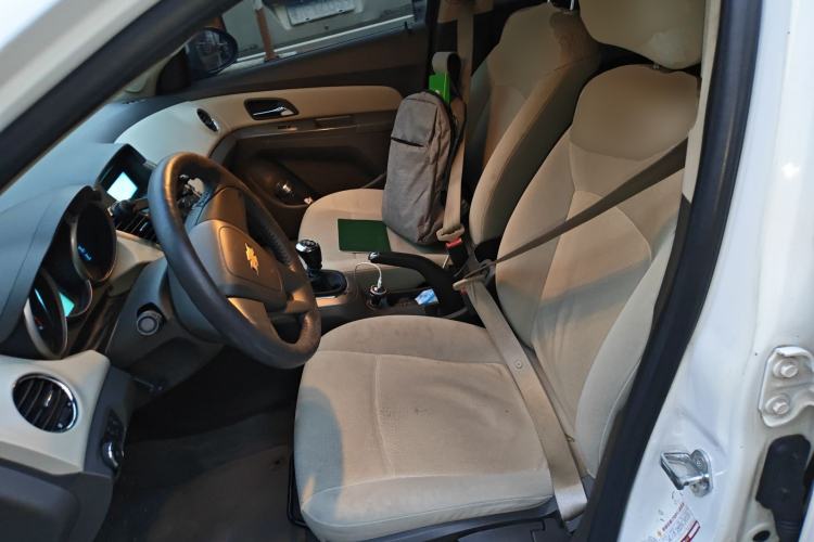 Used Chevrolet Cruze 2015 1.5L Classic SL MT
