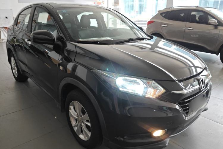 Used Honda Vezel 2017 1.8L CVT 2WD Elite Model
