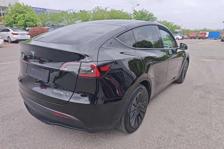 Used Tesla Model Y 2023 Rear-Wheel-Drive Version Rear Right 45 Deg