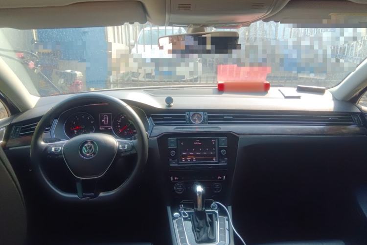 Used Volkswagen Magotan 2018 Facelift 330TSI DSG Luxury Model
