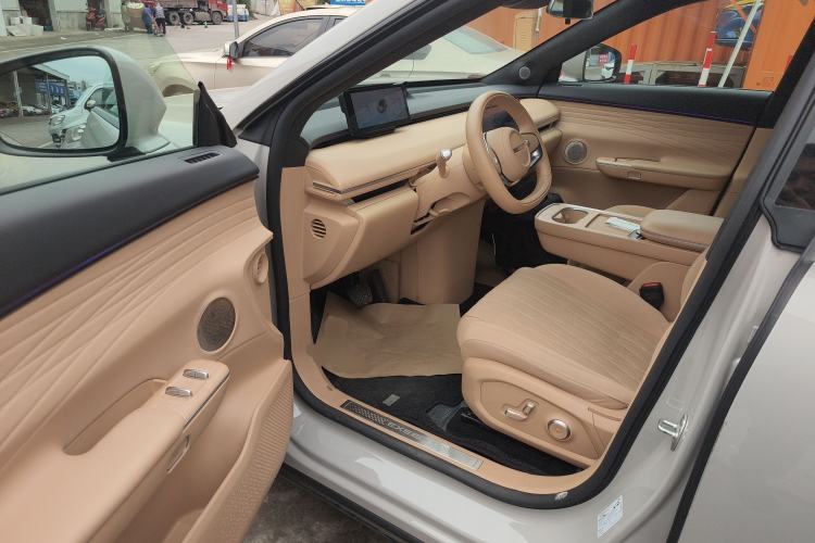 Used EXEED Star Era ET 2025 Extended-Range 240 Max All-Wheel Drive Urban Advanced Driver Assistance
