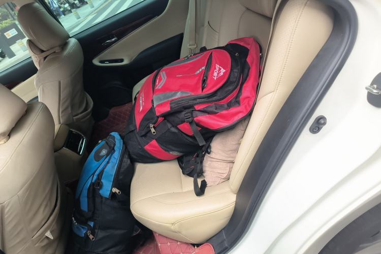 Used Toyota Crown 2015 2.0T Pioneer Edition
